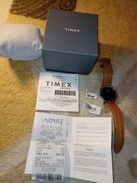 Zegarek kwarcowy Timex.
