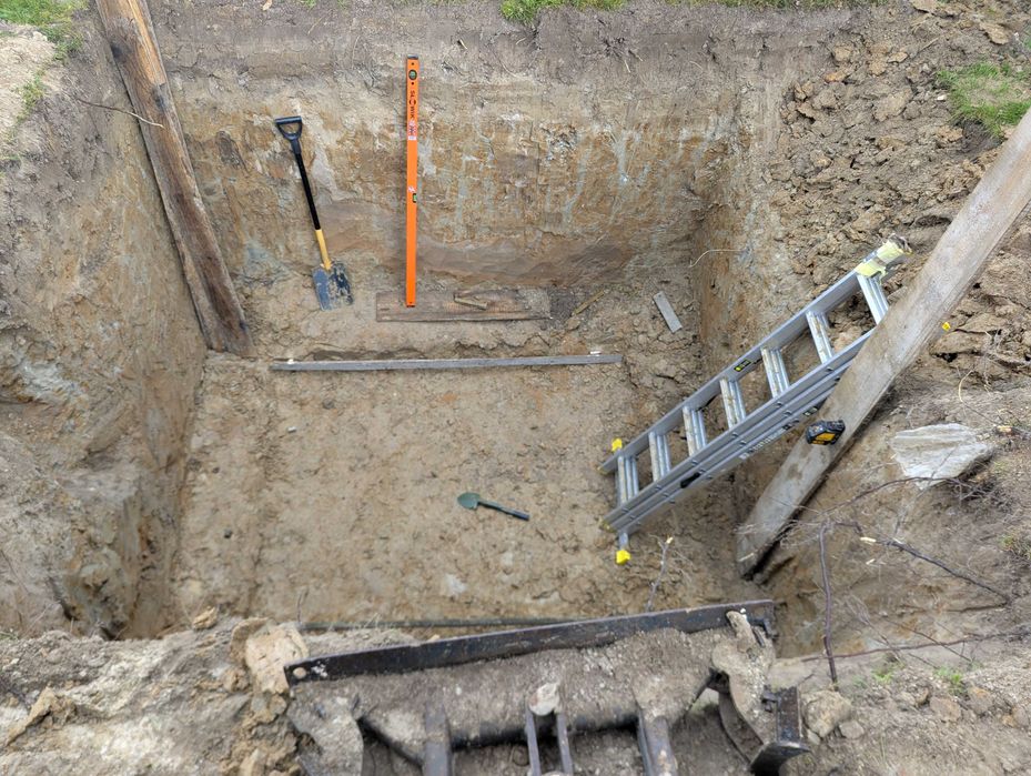 Minikoparka wynajem.