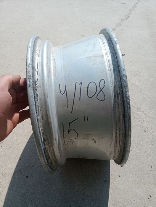 Диски Audi 15 дюймів оригінал , розболтовка 4.108
