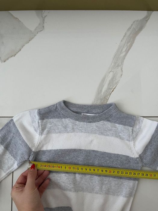 Sweter rozmiar 98 cm marki sinsay