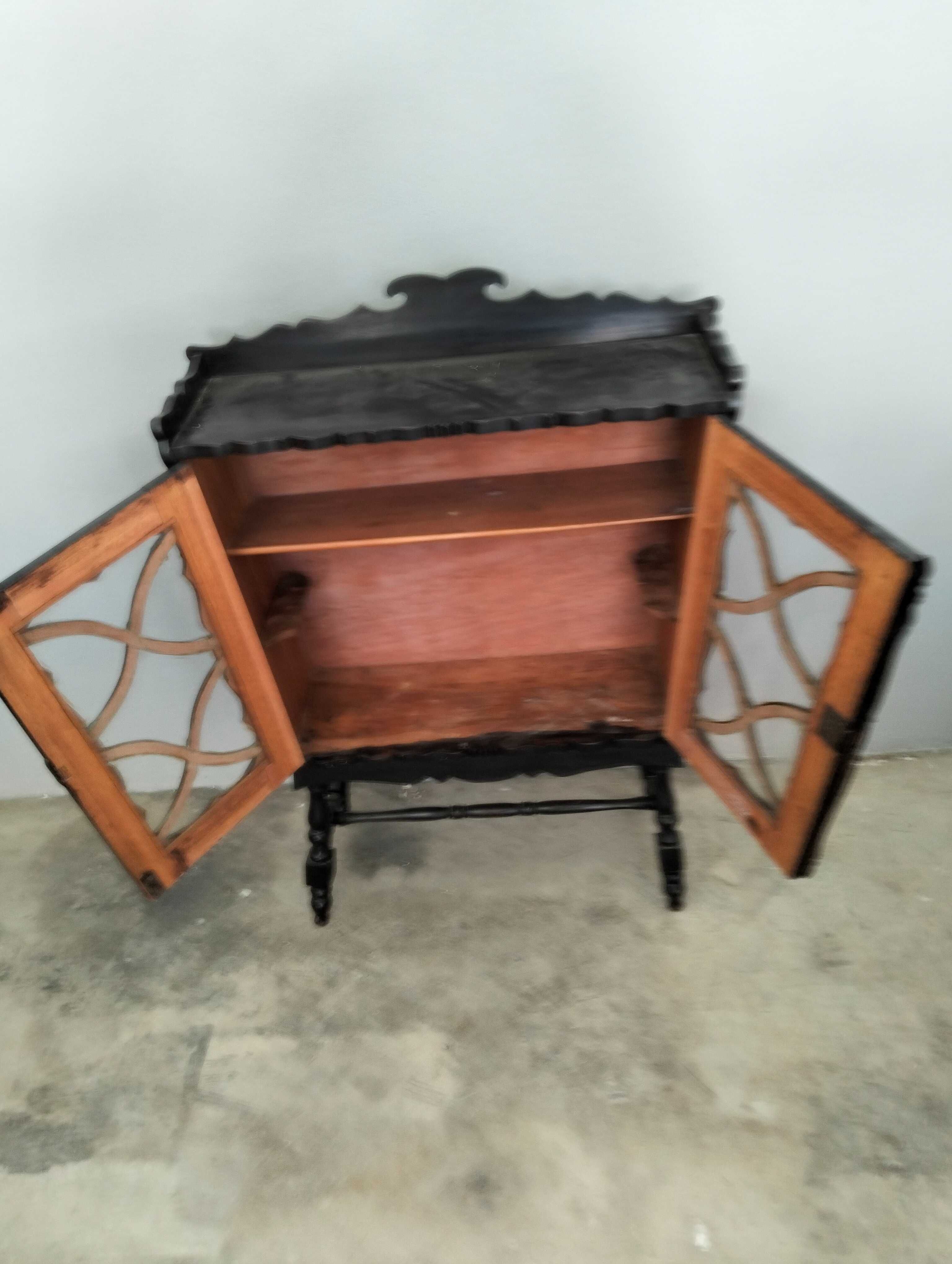 Louceiro á venda