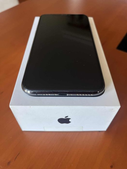 iPhone XS 64 GB Preto em muito bom estado