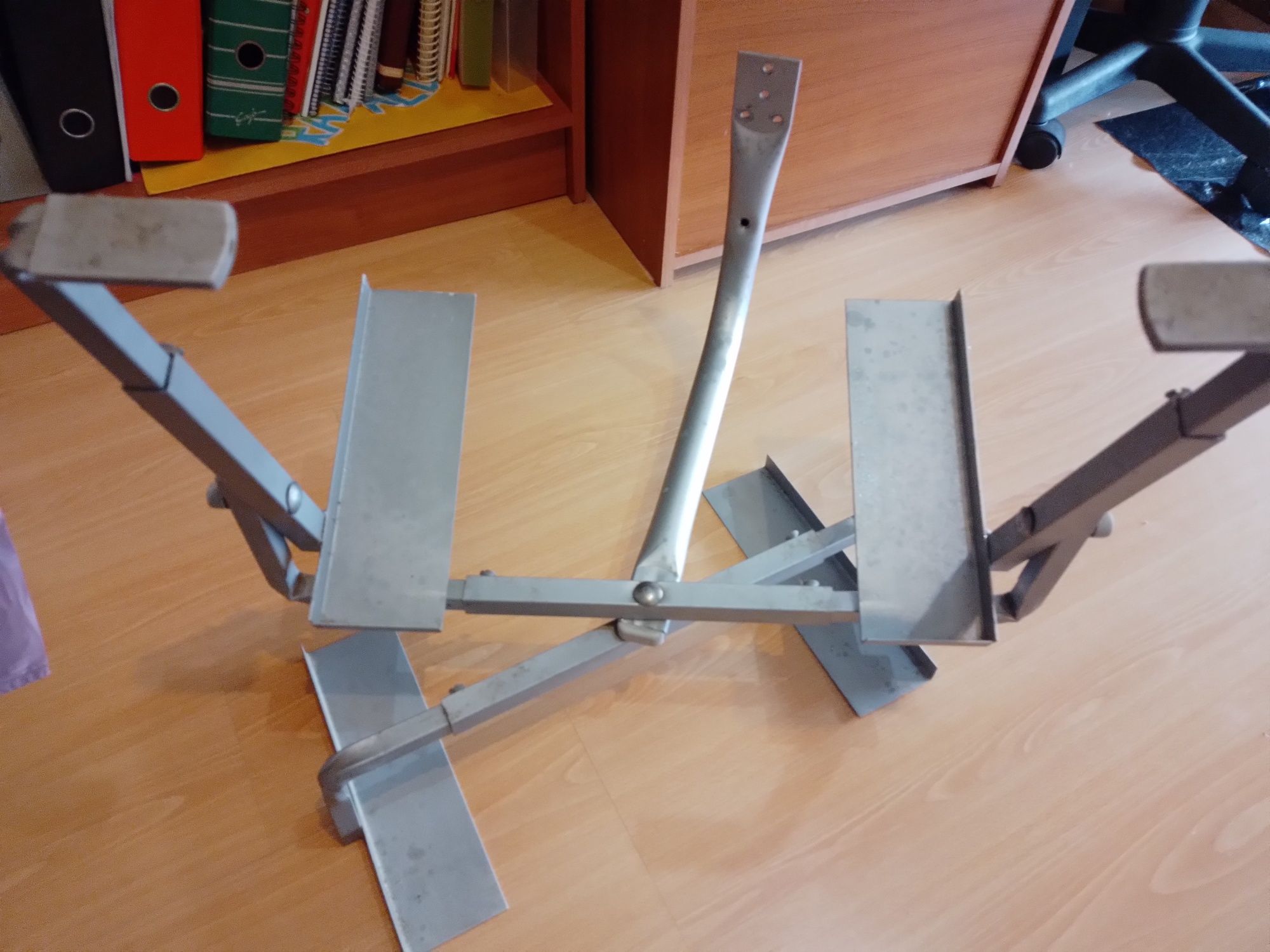 Televisor com suporte de parede