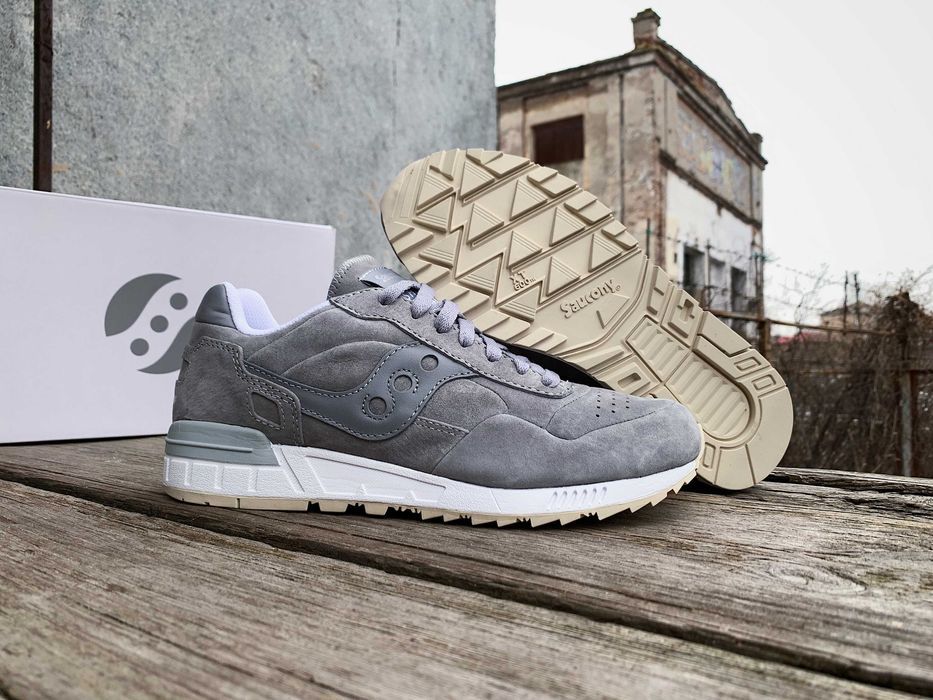 Мужские оригинальные кроссовки Saucony Shadow 5000 70637-5s (3 цвета)