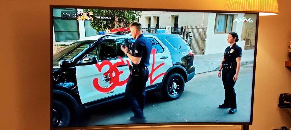 TV Samsung 49" ecran curvo UHD TV 7series NU7600