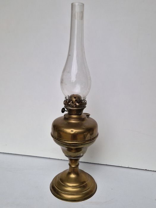 Lampka naftowa wys 47 cm