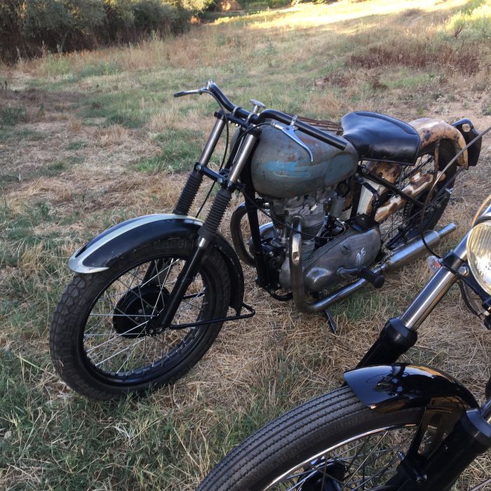 Duas triumph pre unit 1947/ 1953