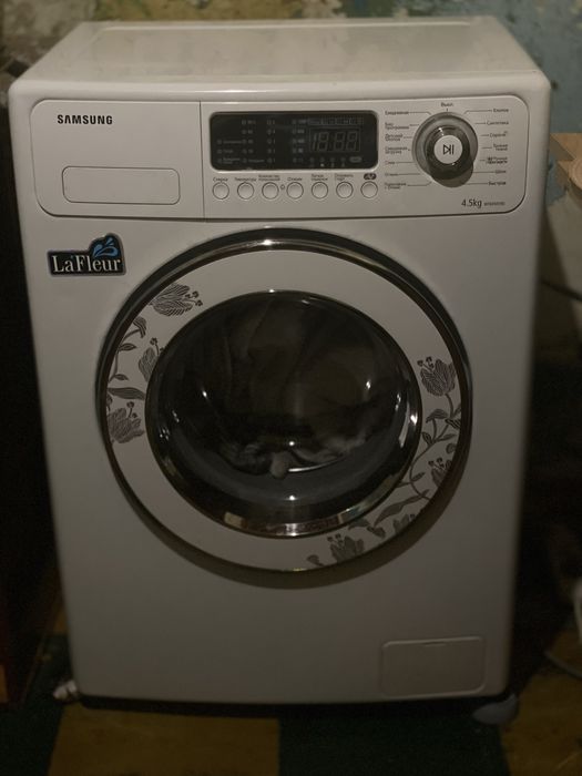 Стиральная машина samsung la fleur 4.5 kg wf8450s9q