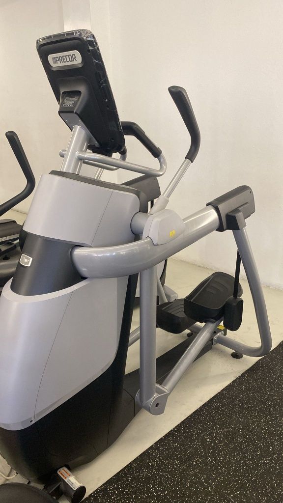 Stepper e elíptica precor