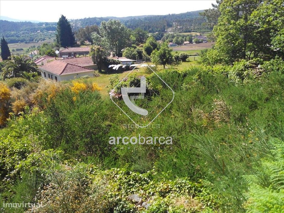 Possibilidade chave na mão - moradia - 700m2 de terreno - Paredes de C
