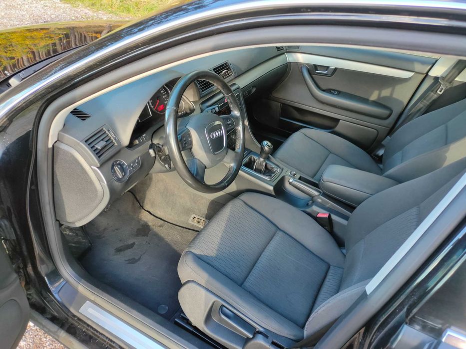 Audi A4 B7 2.0 TDI 170 KM ,   Navi z Niemiec