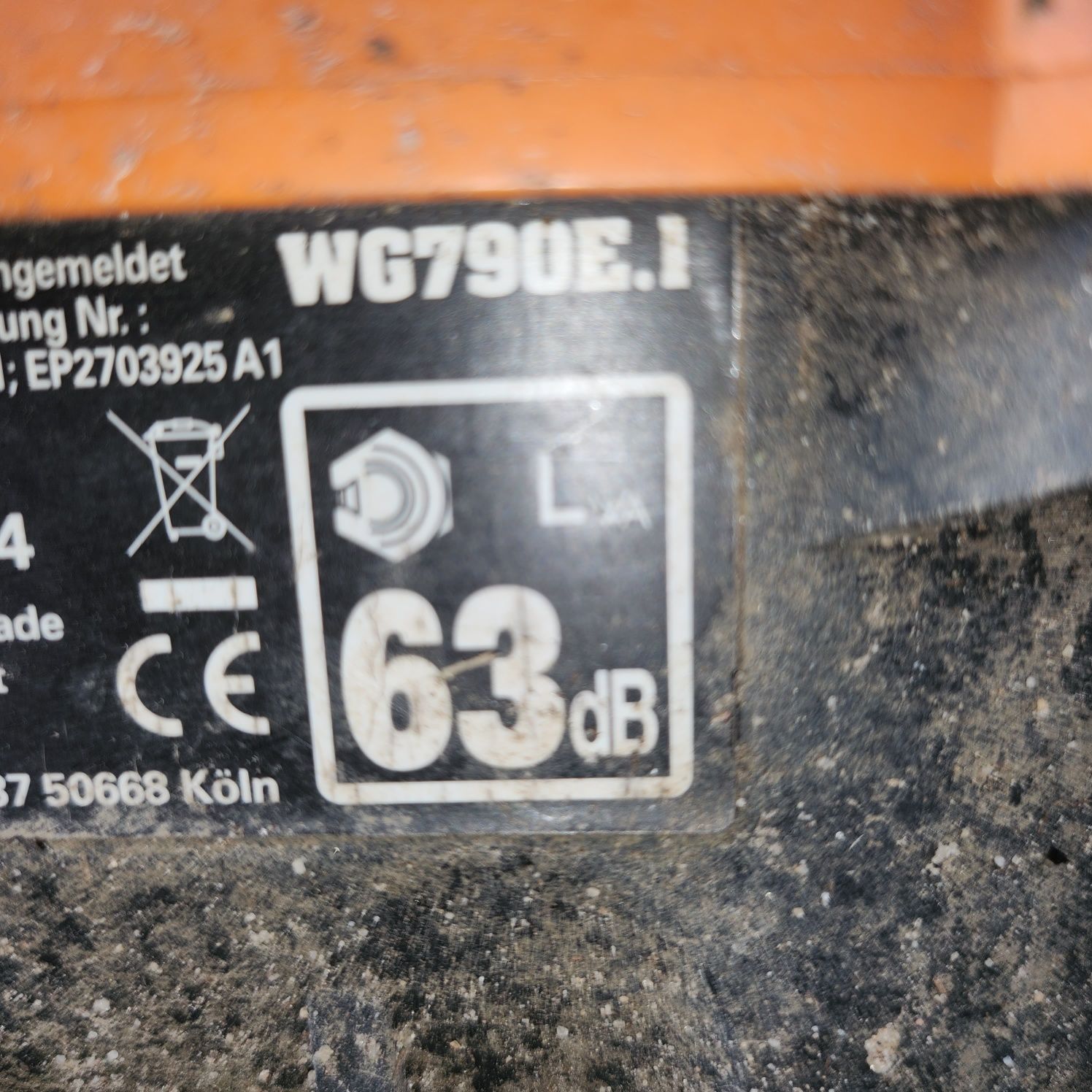 Sprzedam robot koszący worx wg 790e