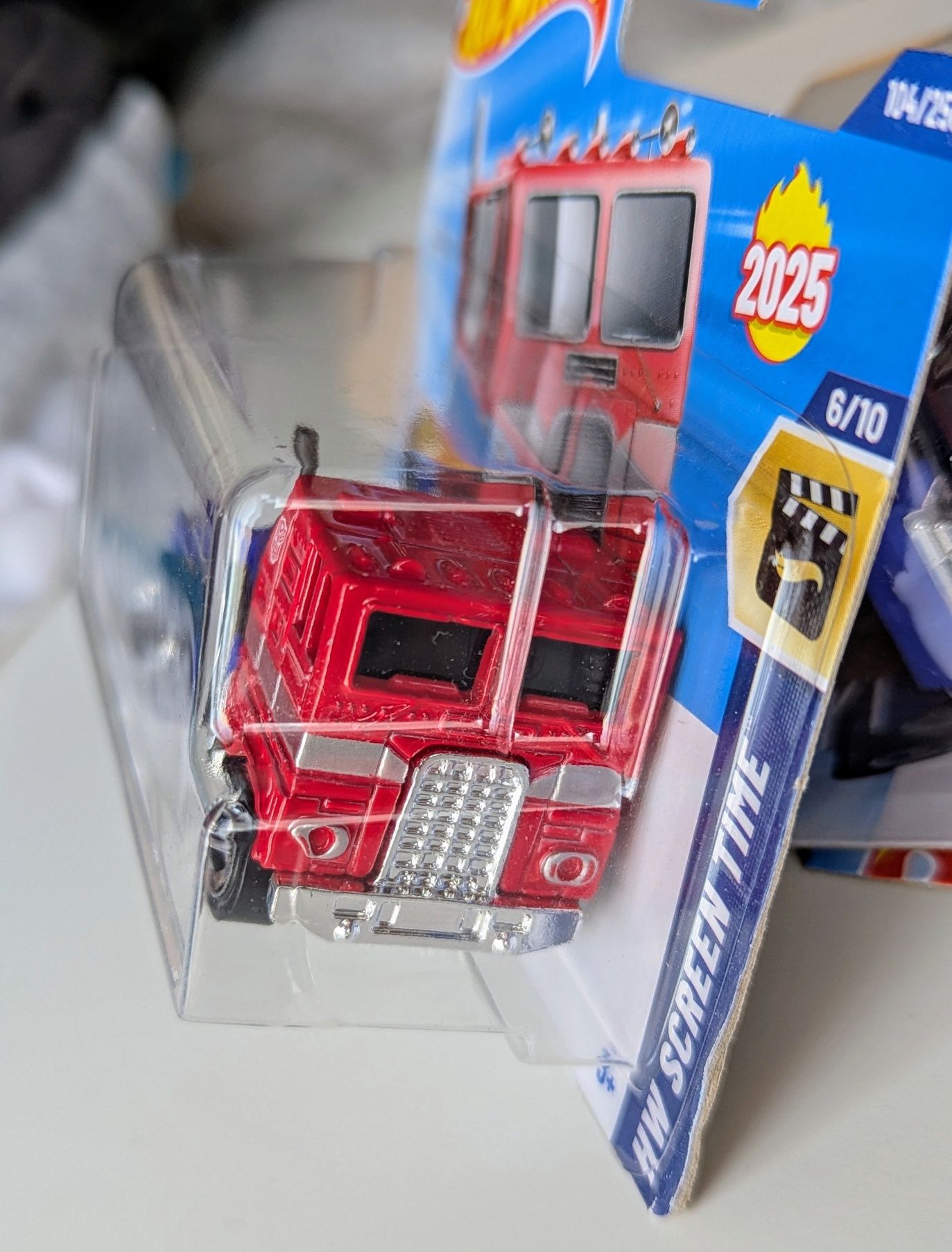 Hot Wheels Optimus Prime Transformers Хот Вілс Оптімус Прайм Трансформ