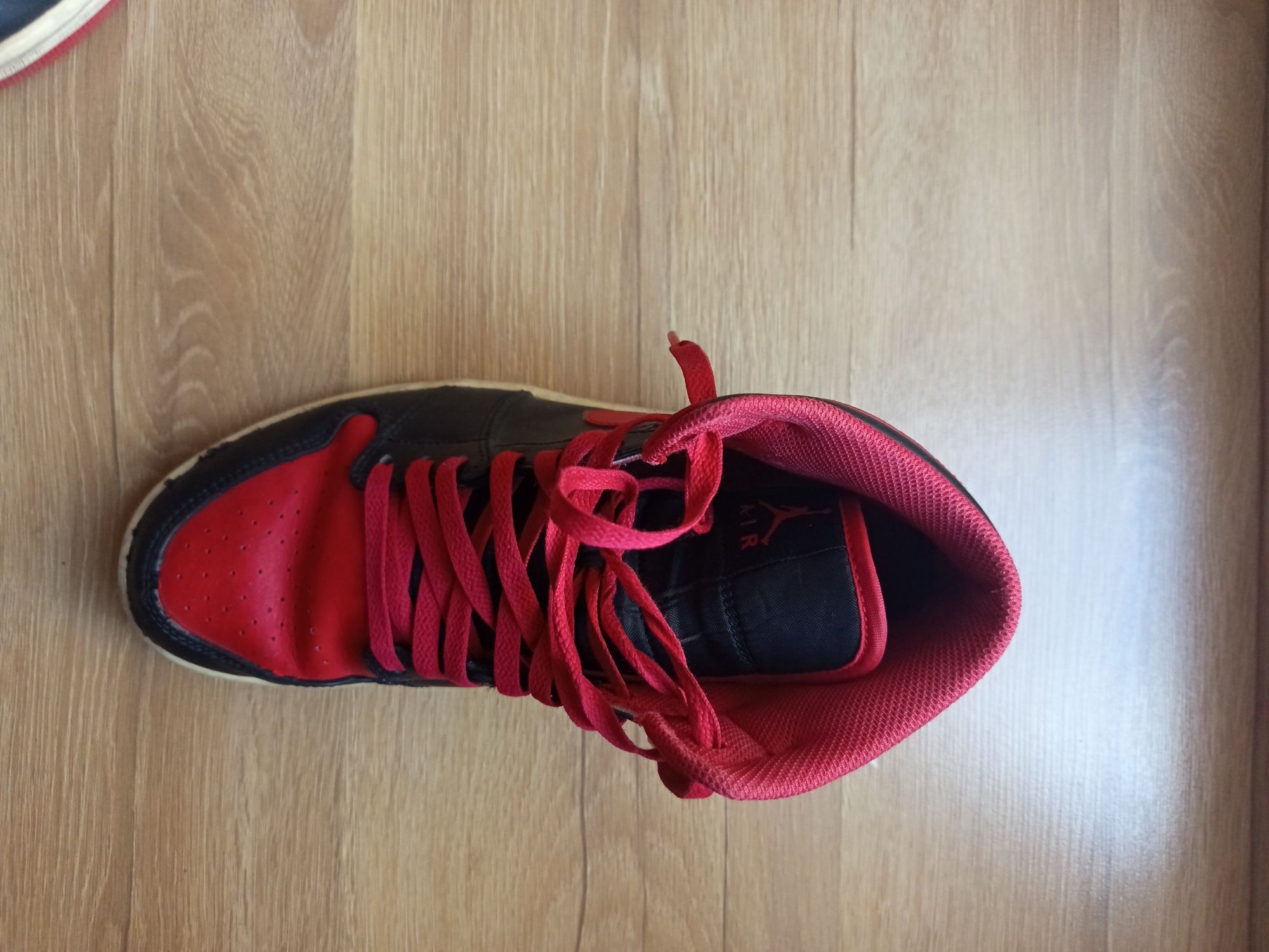 Buty Jordany 1 mid oryginalne