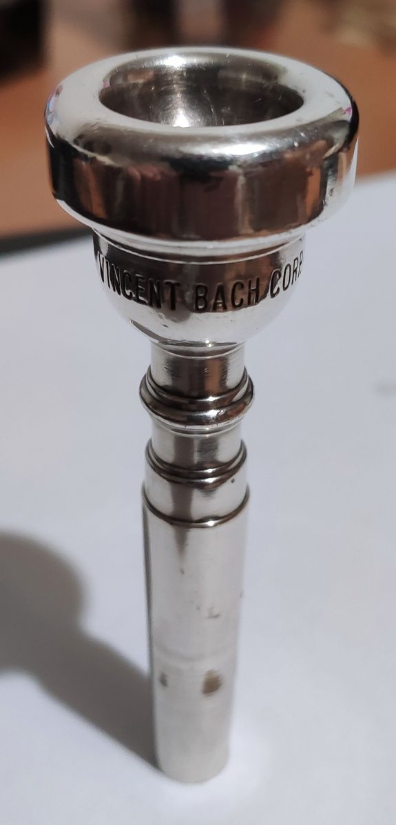 Bocal trompete Bach Corp. 1-1/4C