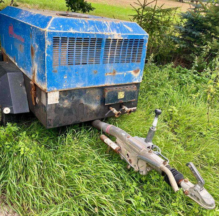 Przyczepa lekka kompresor sprężarka powietrza INGERSOLL-RAND 7/26