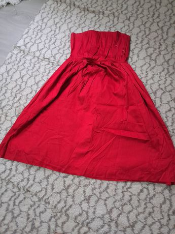 Платье коктейльное, красное