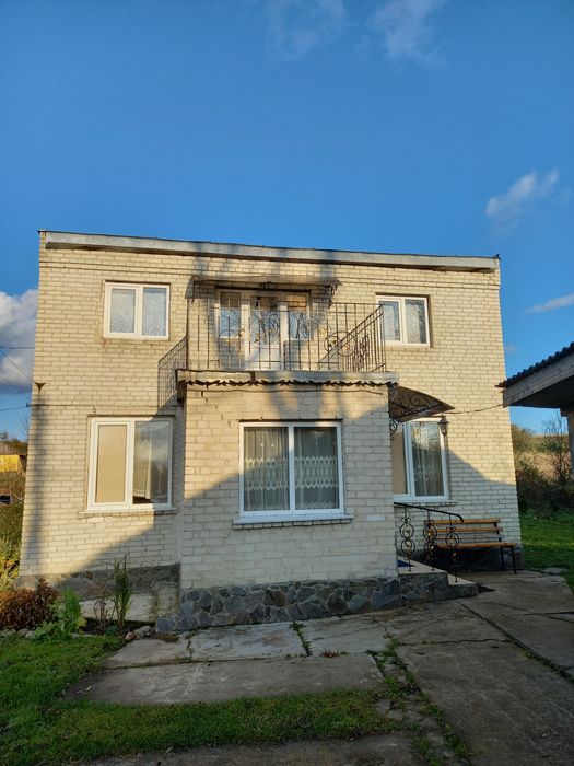 Будинок дача за Львовом