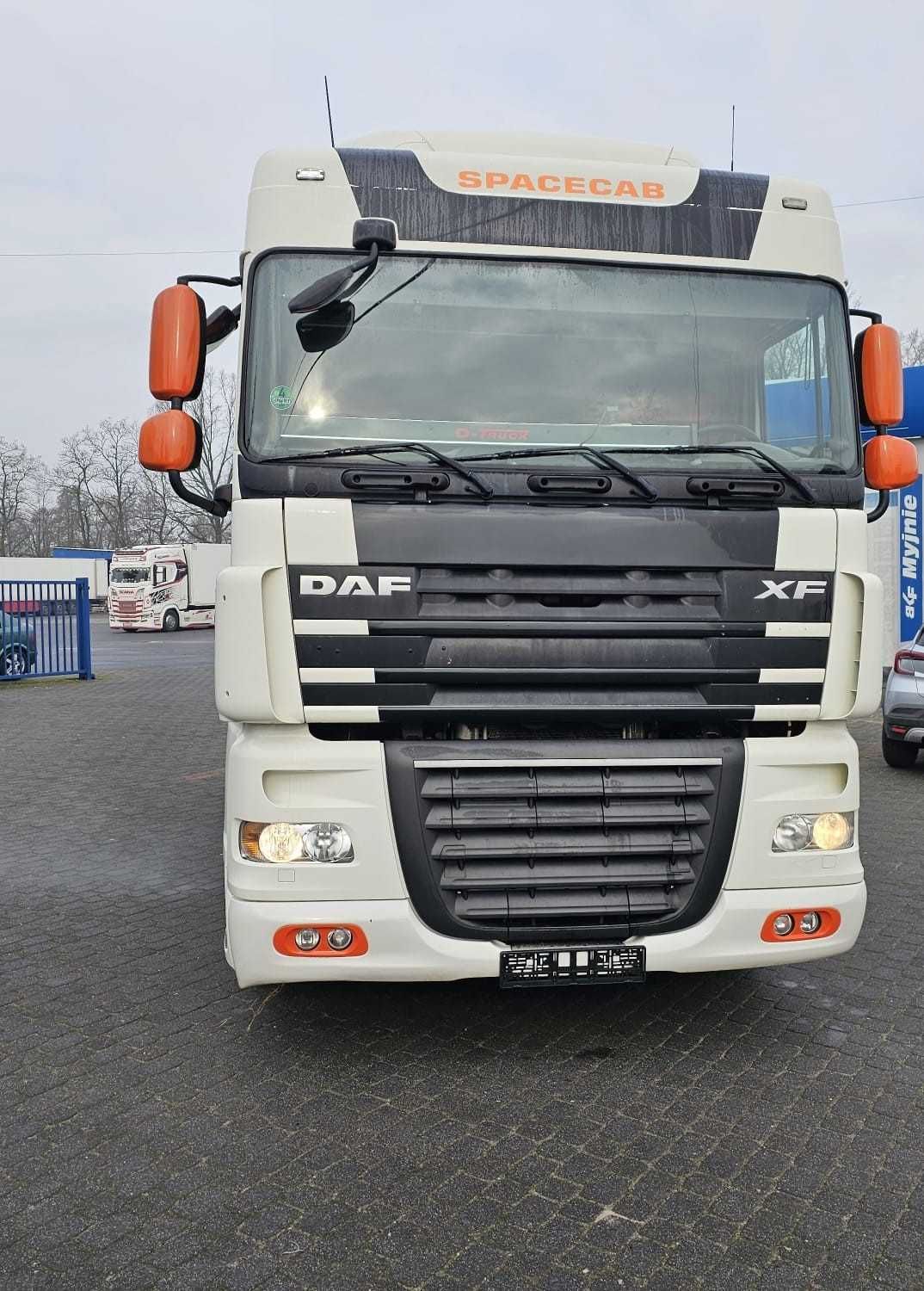 Ciągnik siodłowy DAF XF