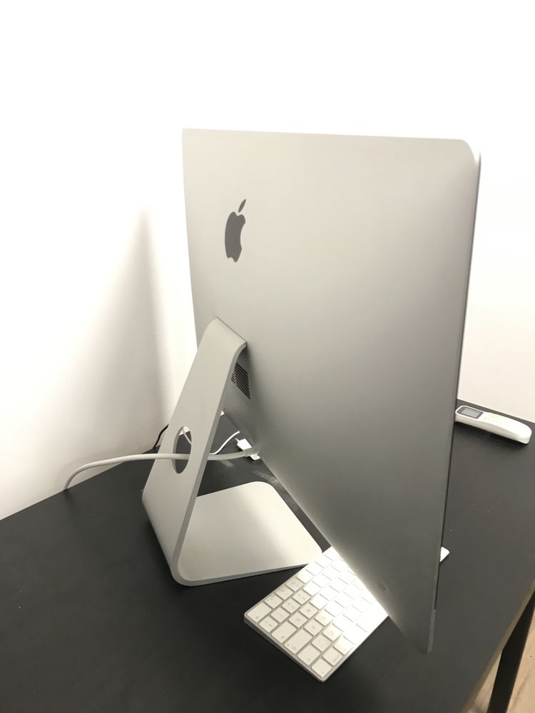 iMac 27” 2015 Late, i5, 16GB RAM, 256gb SSD