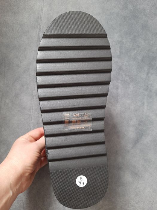 Низькі ботильйони на теплій плюшевій підкладці типу уггі