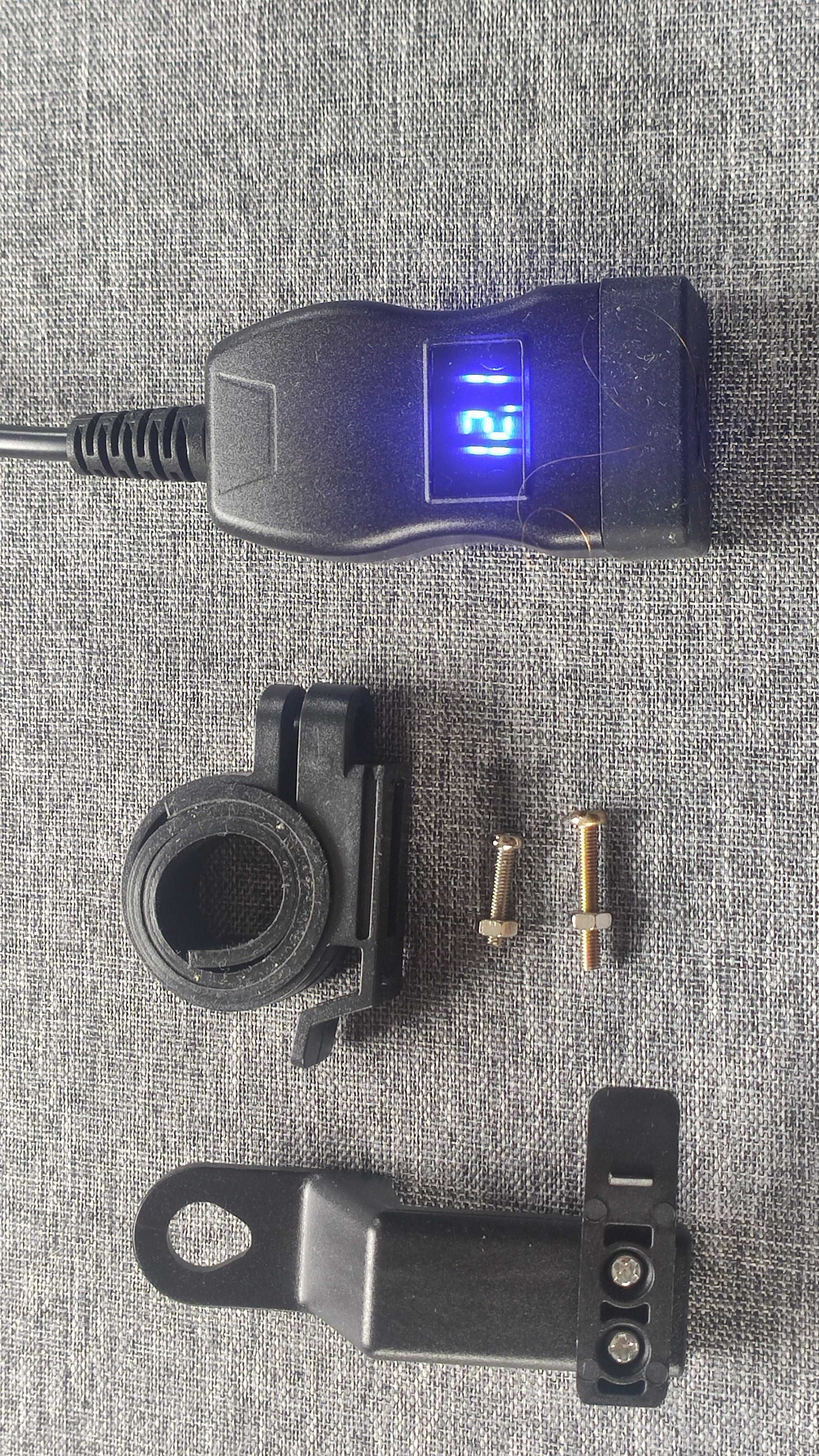 Ładowarka USB QC3.0 + PD typ C woltomierz Yamaha MT07 MT09 XSR Tracer