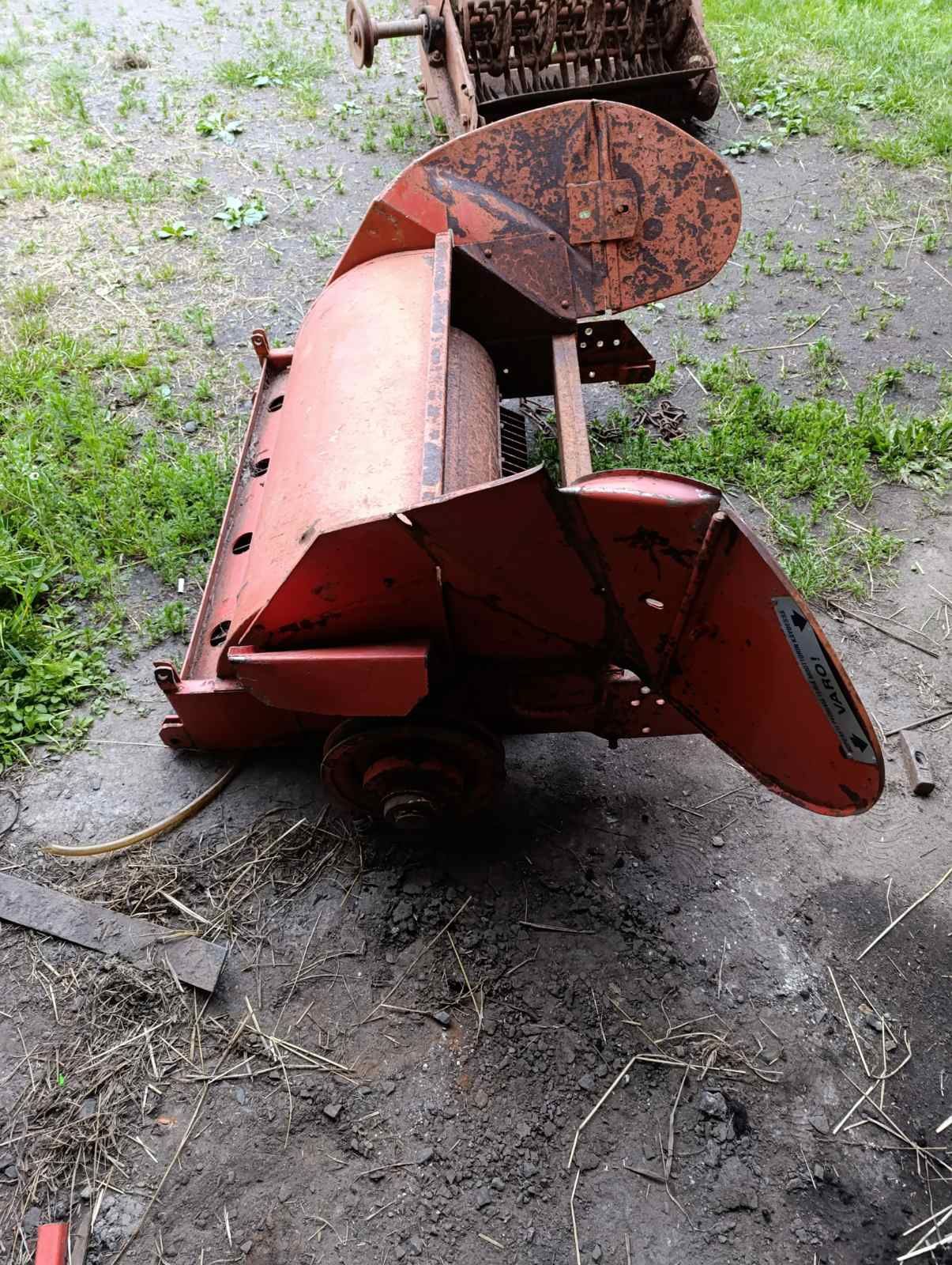 Січкарня до зерно збирального комбайна Massey Ferguson 186 187 206 240