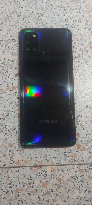 Estou vendendo um Samsung a21s com 32gb