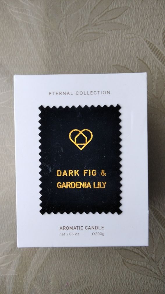 Świeczka zapachowa figa i lilia aromatic candle Homla