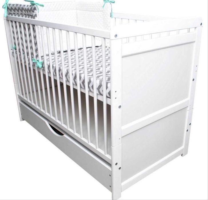 Lozeczko dziecięce z materacem