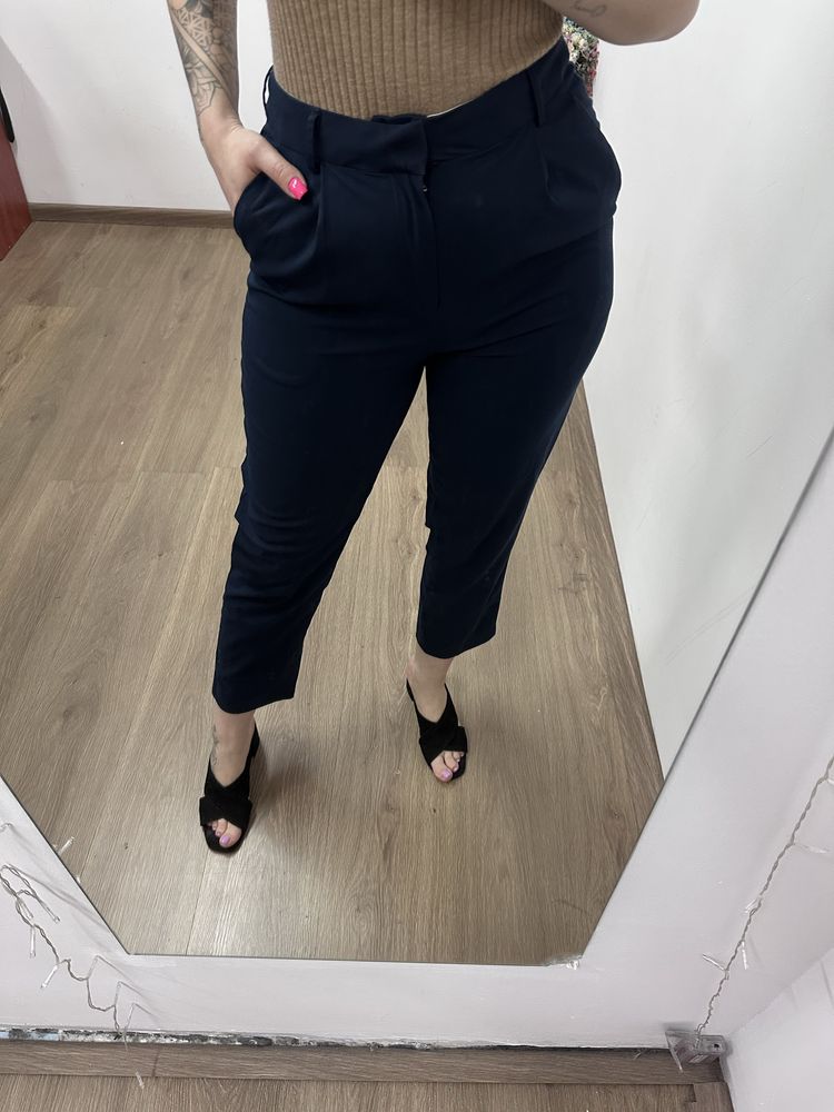 Granatowe spodnie jack&jones
