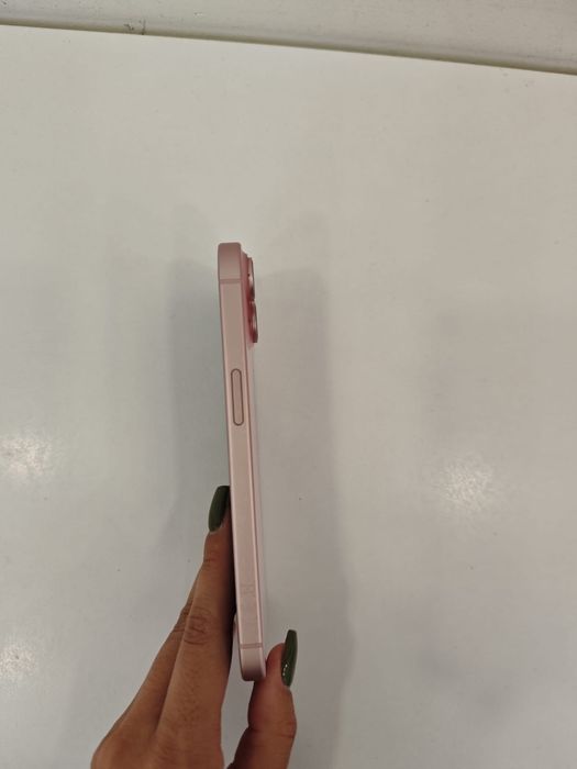 Iphone 15 - cor de rosa