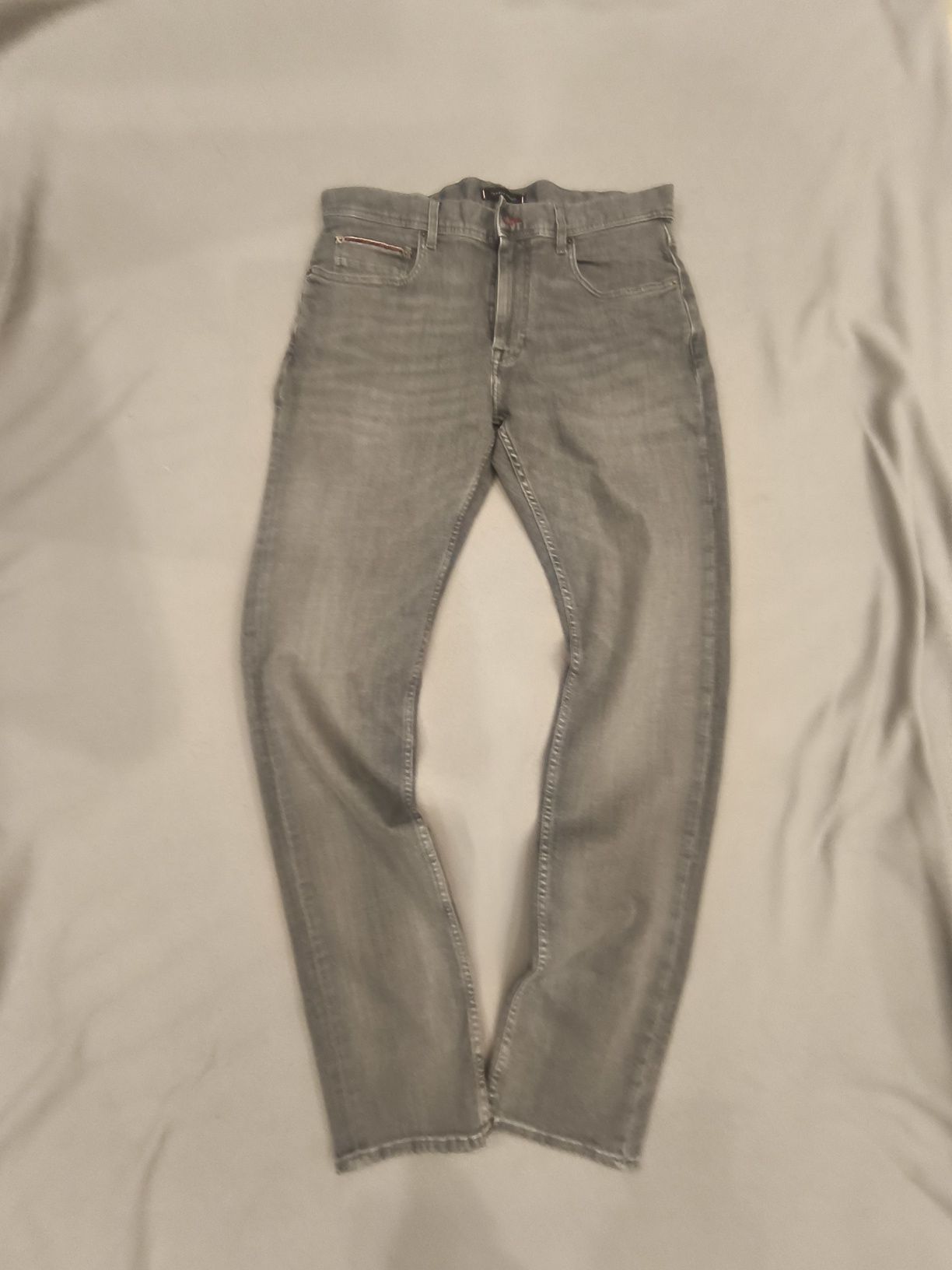 NOWE Spodnie Dżinsy Męskie Jeansy Tommy Hilfiger TH Flex