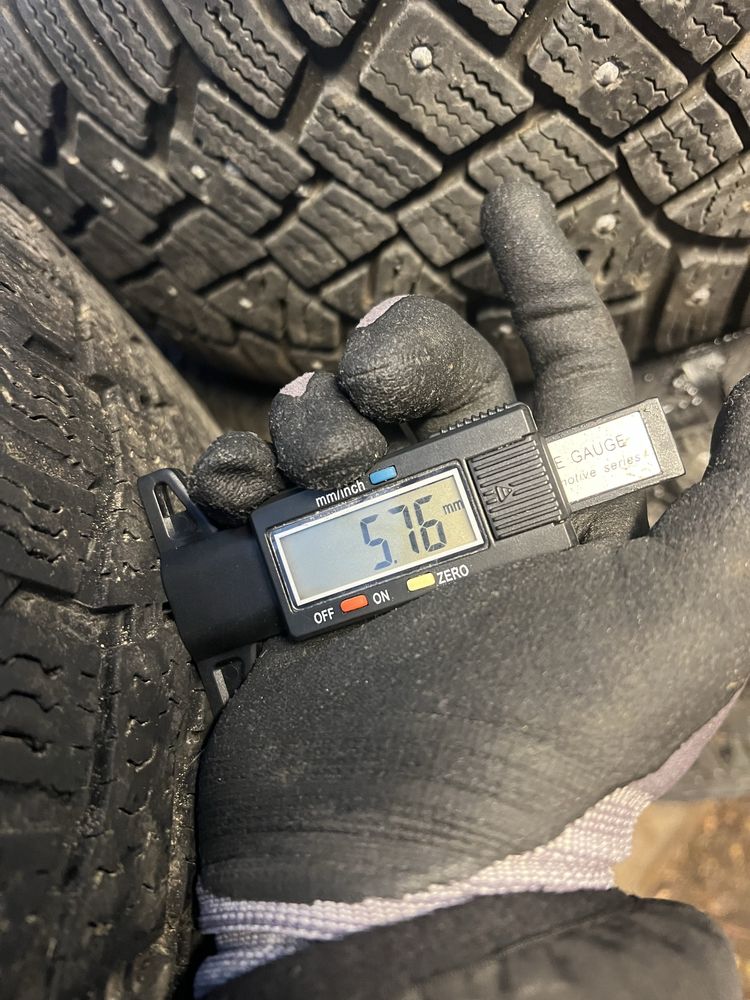 205/65/16C Nokian hakkapeliitta CR3