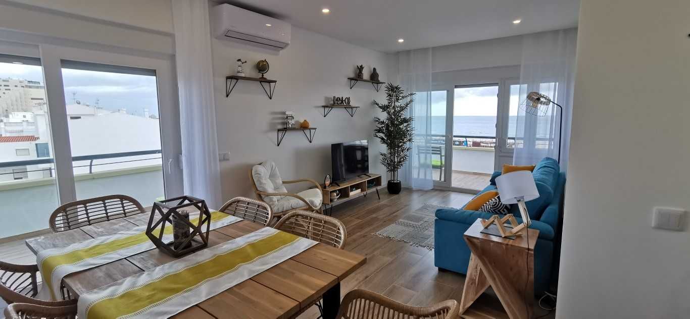 EAR-032 Apartamento T2 em Monte Gordo com vista mar