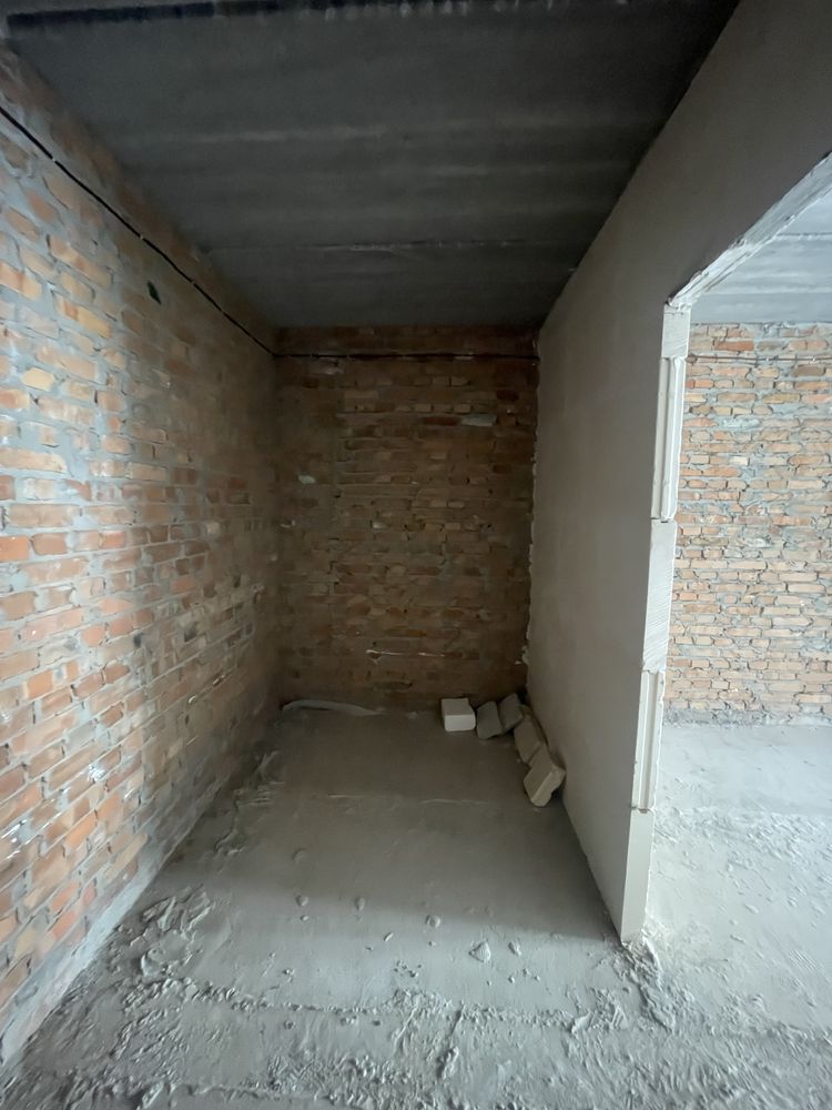 Продаю 1-кімнатну квартиру в ЖК Емоція