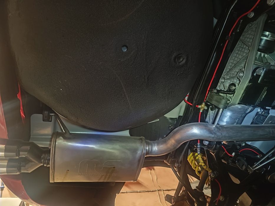 Audi 80 quattro s2 rs2  dedykowany układ wydechowy magnaflow 2,5" inox