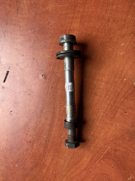 Oś ośka wahacza Simson SR2, org DDR wysyłka