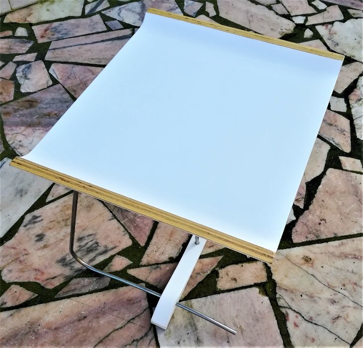 Mesa de Apoio em madeira e metal