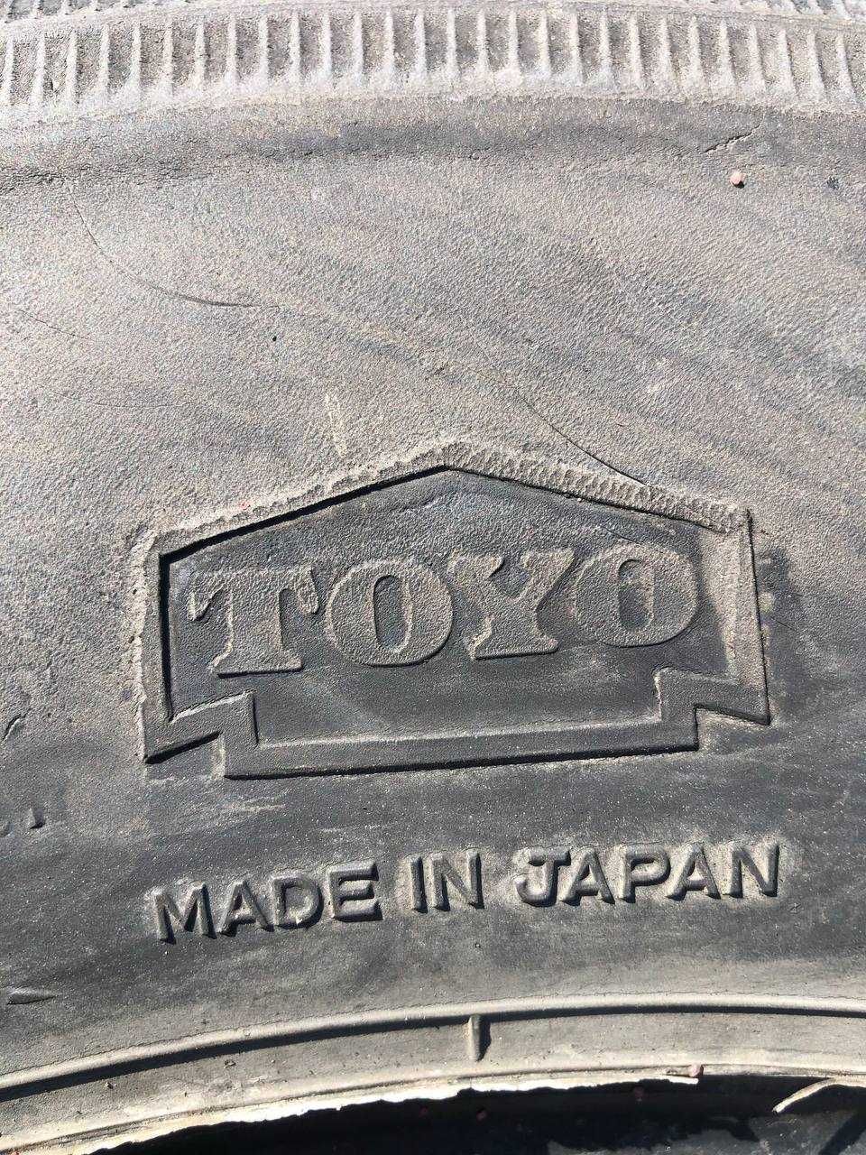 Шини комплект TOYO 225/75R17.5 4шт. задні ведучі