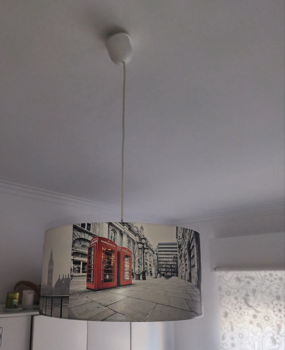 Candeeiro England+OFERTA lampada LED- IMIGRAÇÃO-Só para desocupar