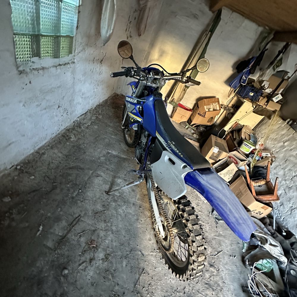 Yamaha wr250f enduro