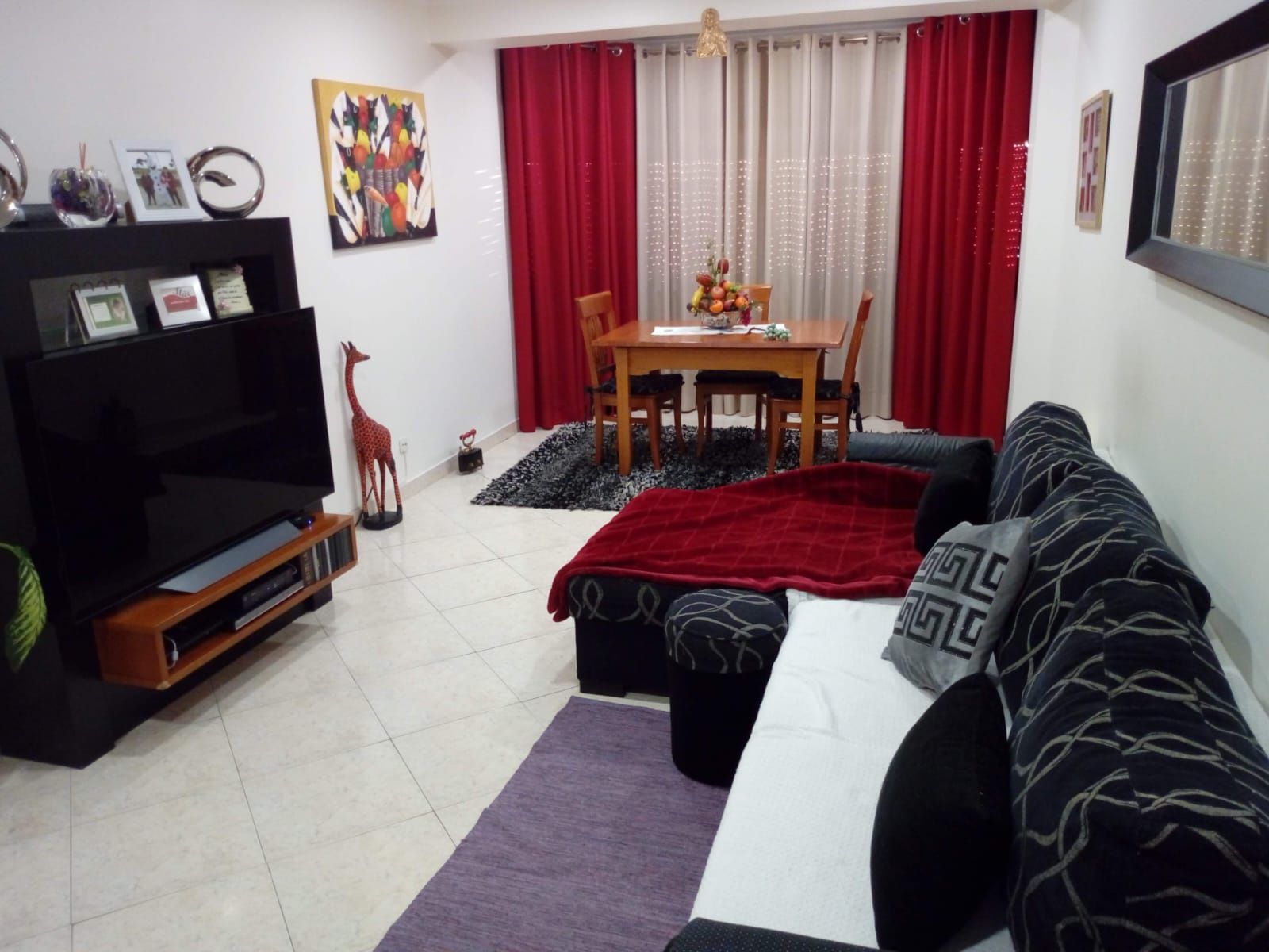 Base TV com sofá