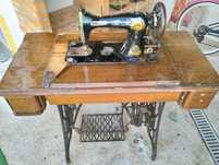 Máquina de costura SINGER
