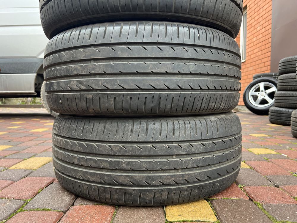 Комплект шин 215/50/R18 TOYO proxes R52