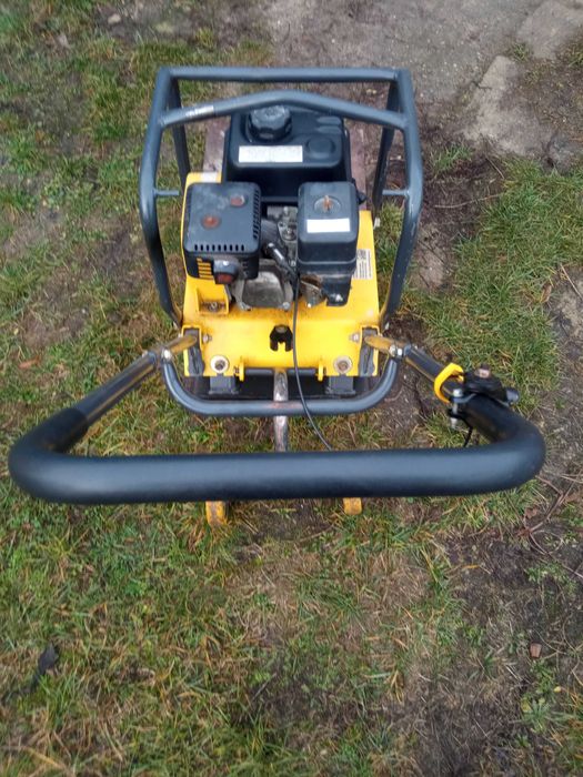 Ubijarka Zagęszczarka do Gruntu Spalinowa Baumax