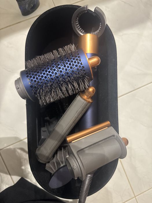Secador dyson airwrap