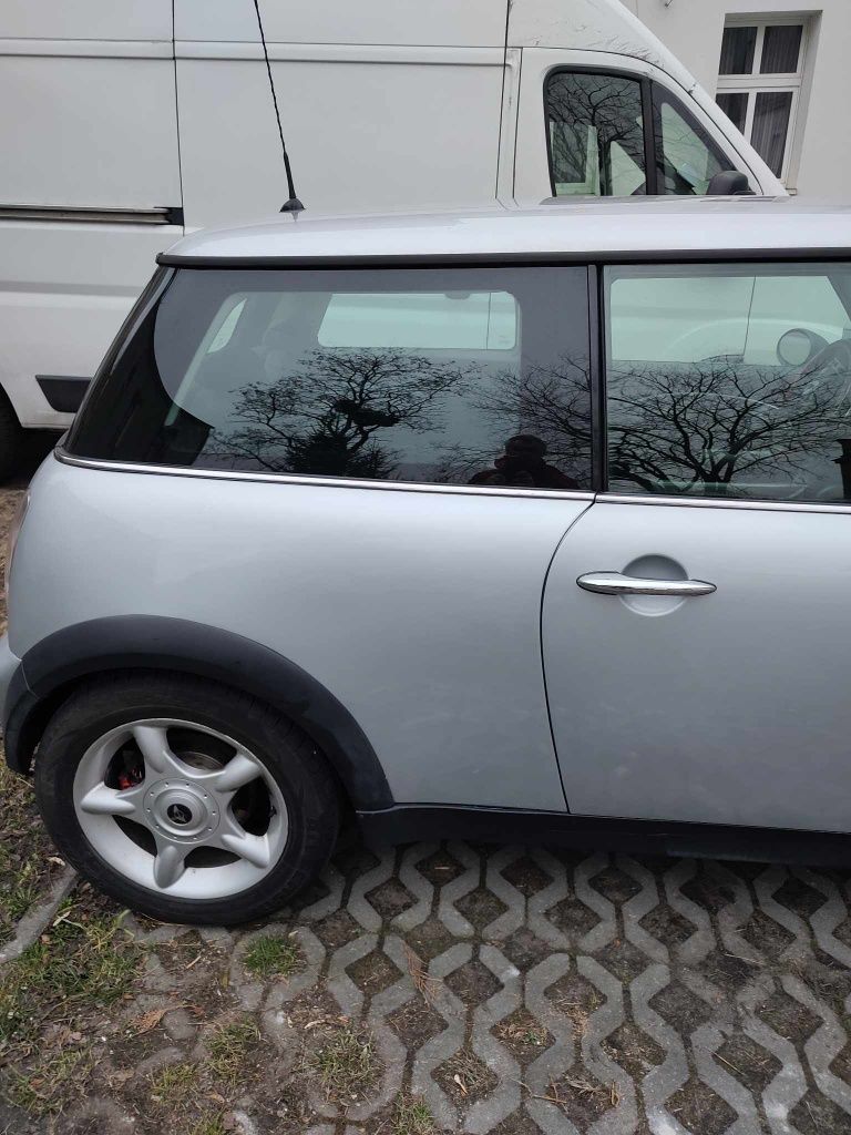 Mini Cooper 2003, 1.6 benzyna