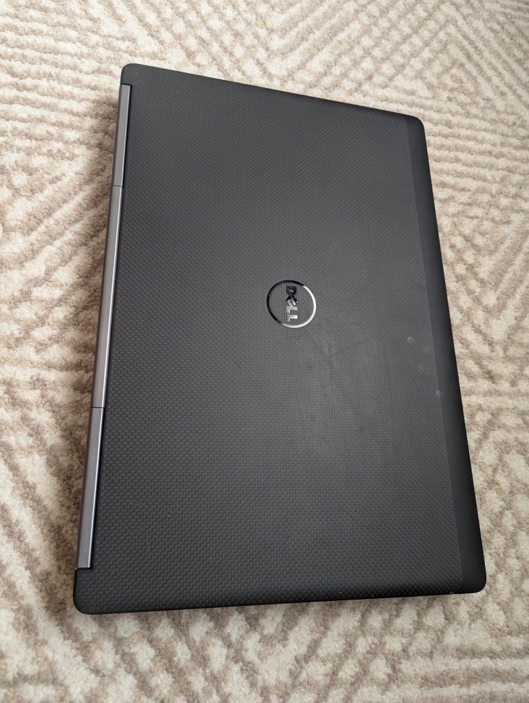 Ігровий ноутбук Dell precision 7710