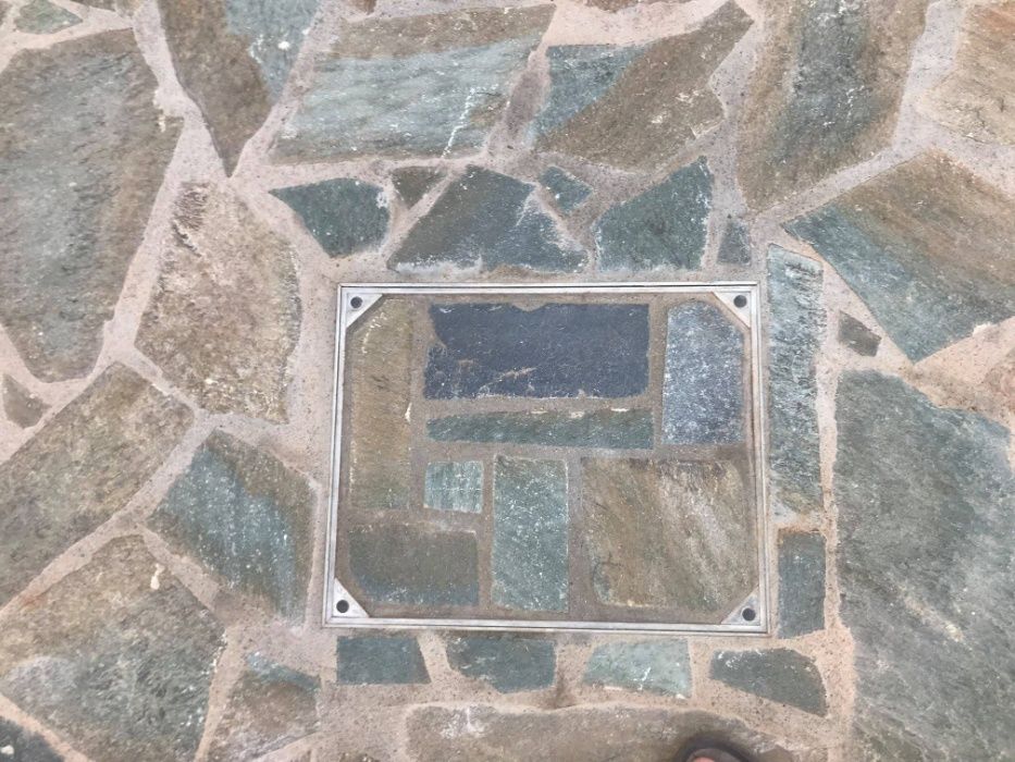 Właz rewizyjny , Kineta , do wypełnienia brukiem , betonem PRODUCENT